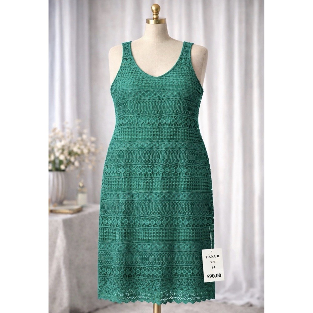 Tiana B Emerald Green Lace/ Embroidered Dress – Size 14 (NWT)